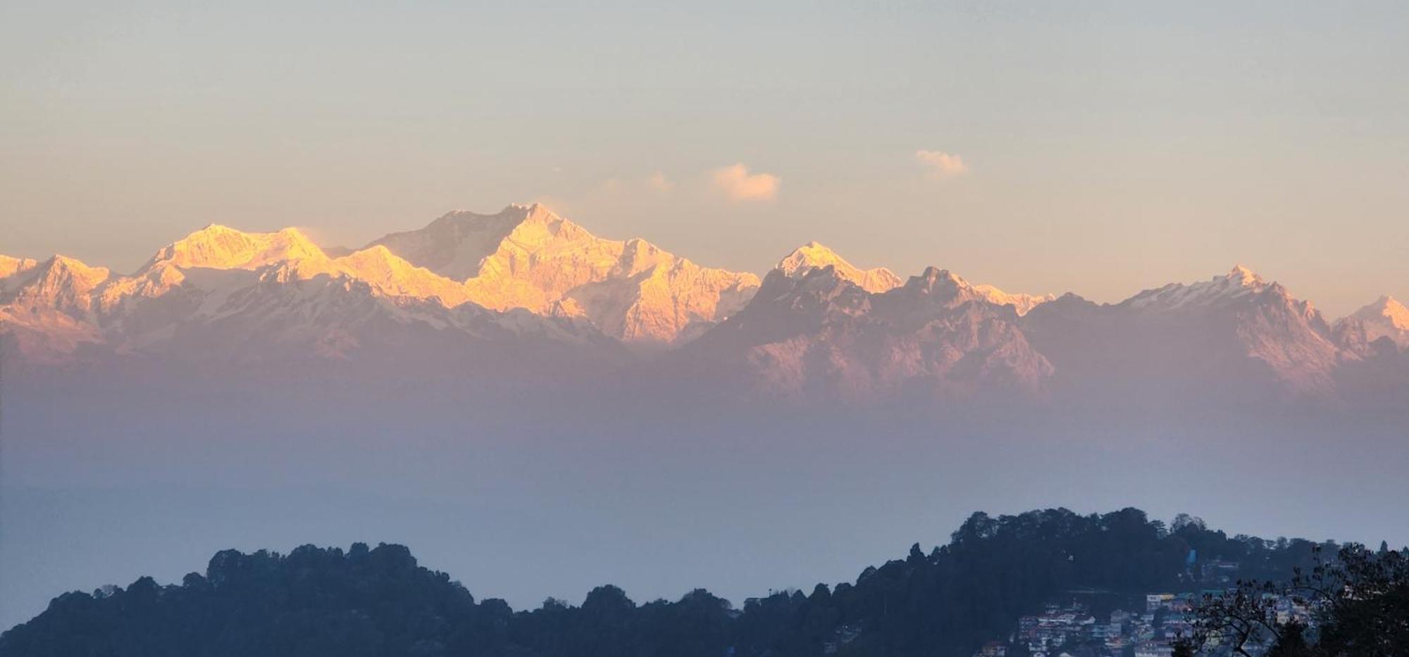 Veronica Alpina Mountain View Home Darjeeling  Extérieur photo